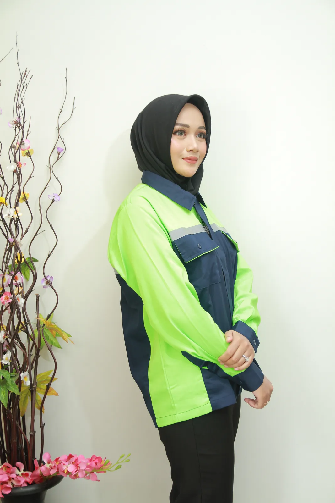 Jaket work jacket hijau untuk tim lapangan